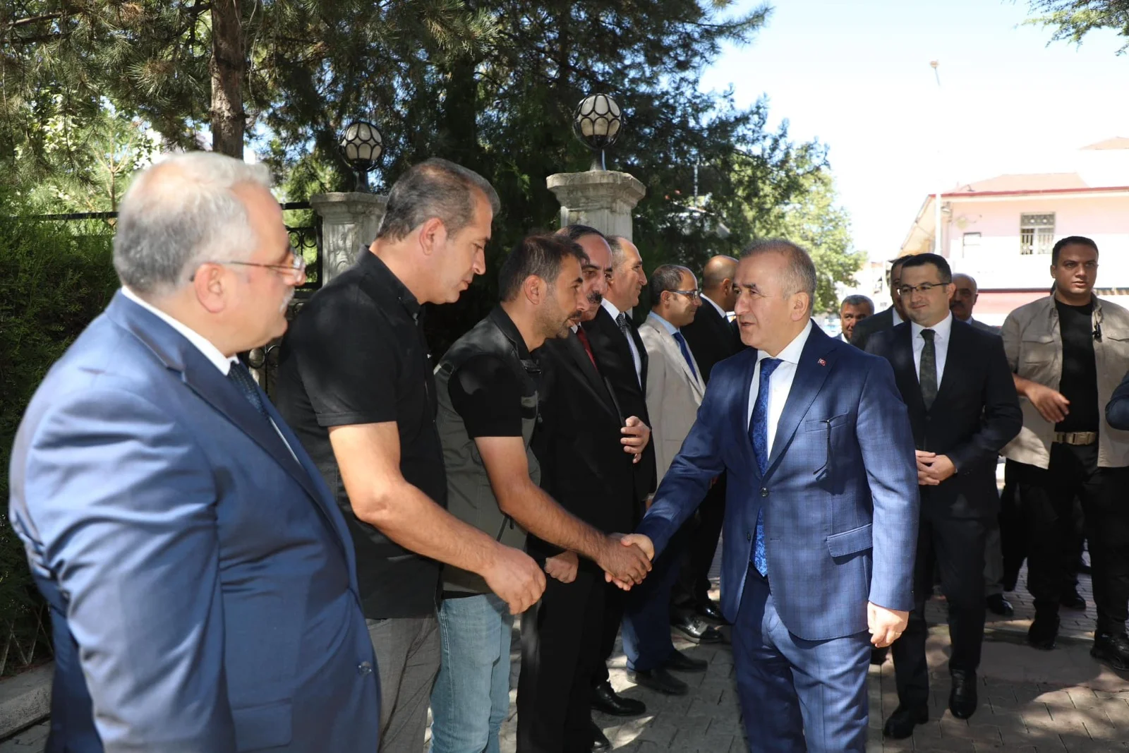Vali Hatipoğlu, Karakoçan’daki Projeleri İnceledi