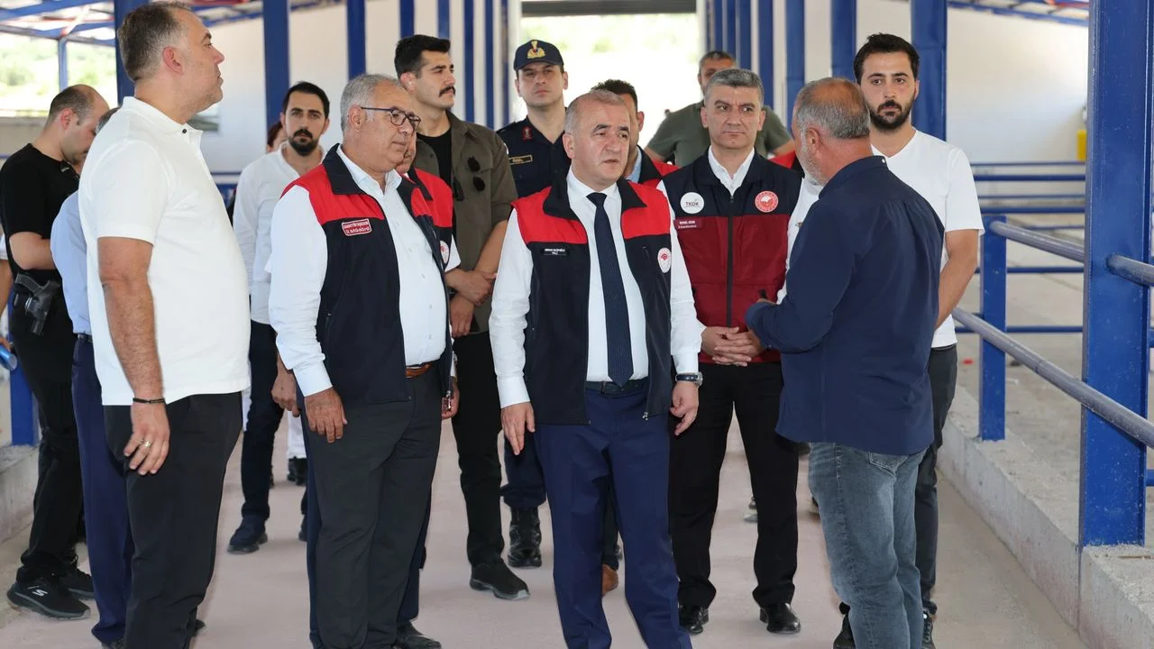 Elazığ Besi OSB’de Hedef Büyük: Vali Hatipoğlu Yatırımları Yerinde İnceledi