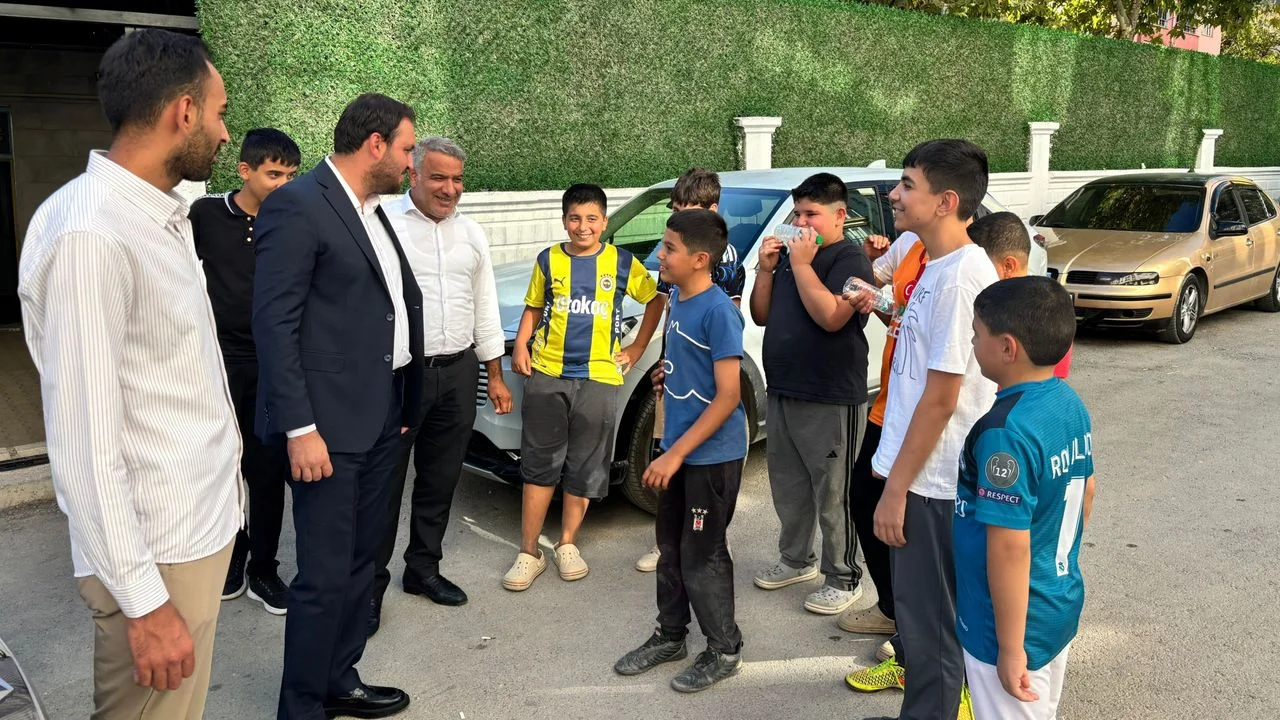 AK Parti İl Başkanı Selmanoğlu’ndan Elazığ Esnafına Destek Ziyareti
